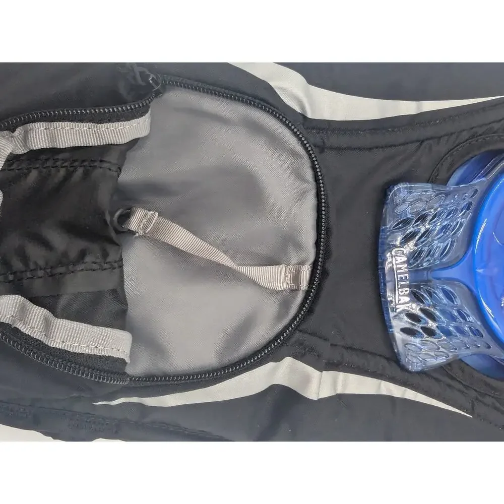 Camelbak Classic 2L Hydration Hiking Pack With Backpack Straps Black/Silver